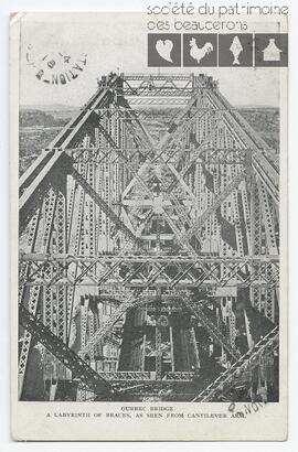 Carte postale noir et blanc; pont de Québec