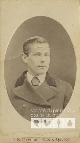 Émile Doyon, étudiant