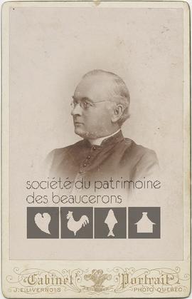 Portrait de l’abbé Montminy habillé d’une soutane