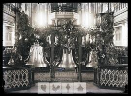 Bénédiction des cloches dans l’église de Sainte-Marie